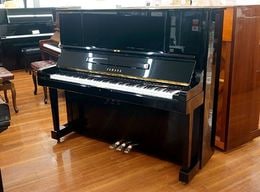 【中古品】　ヤマハ アップライトピアノ YUX #3499154