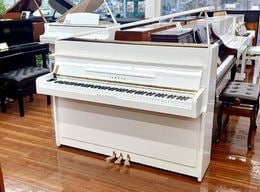 【中古品】　ヤマハ アップライトピアノ M1A #1512919　【白塗ピアノ】