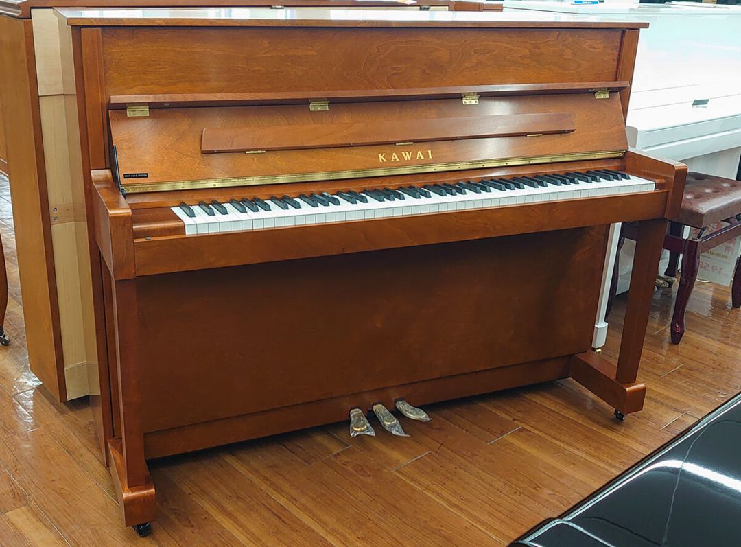 【新品展示品】カワイ アップライトピアノ C380 #2804158 【木目ピアノ】