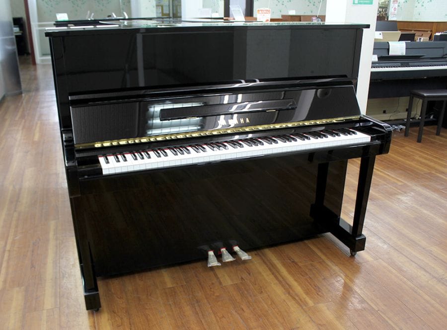 【中古品】ヤマハ アップライトピアノ  MC301 #4489598