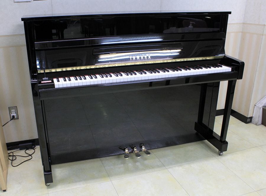 【中古品】　ヤマハ アップライトピアノ b113 #J30261167