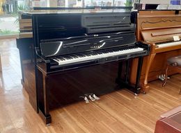 【中古品】　ヤマハ アップライトピアノ YUS1 #6209986