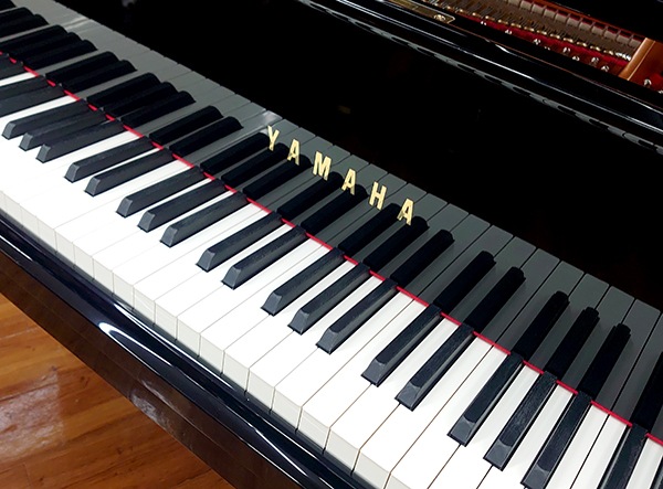 【中古品】 ヤマハ グランドピアノ C3X #6518192