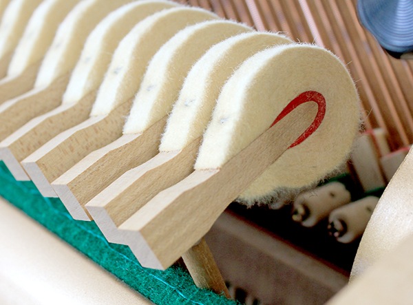 <売約済>【訳あり特価!厳選中古品】 ディアパソン アップライトピアノ 125AK #107884