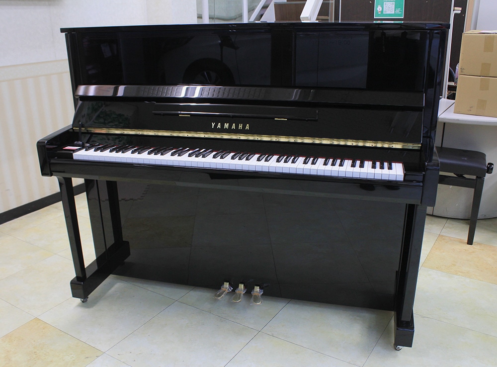 【中古品】 ヤマハ アップライトピアノ b121 #J31300303
