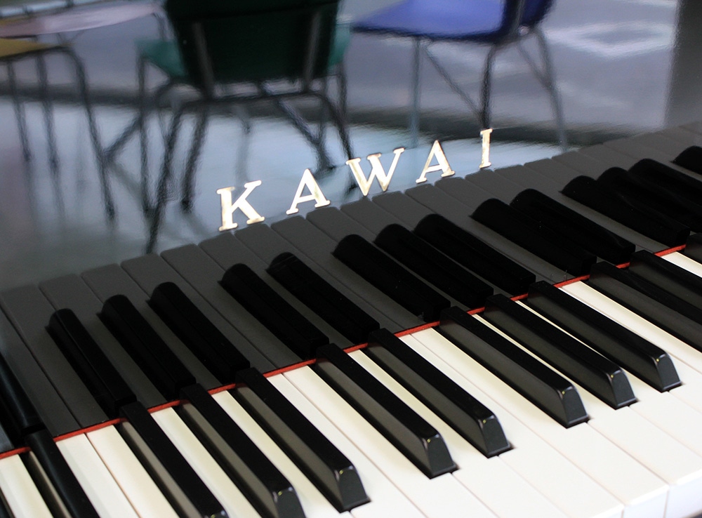 カワイピアノ US55 #1671909 【訳あり特価！厳選中古品】｜ピアノ