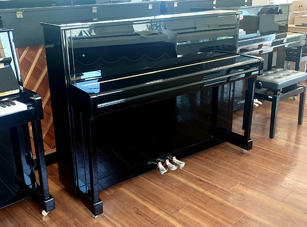 【美品】YAMAHA b113 アップライトピアノ　ヤマハ 保証書付き 新品アップライトピアノ YAMAHA b113 ヤマハ | 株式会社エルフラット