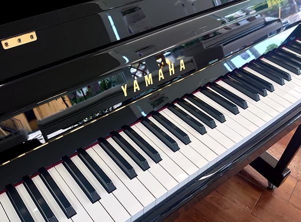 ヤマハ アップライトピアノ b113 #J35391428 【中古品】｜ピアノ