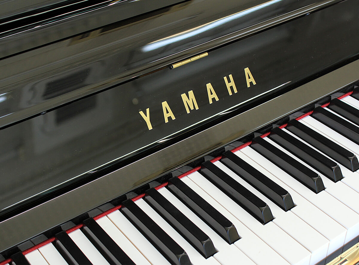 【中古品】 ヤマハ アップライトピアノ YUS3 #6568028