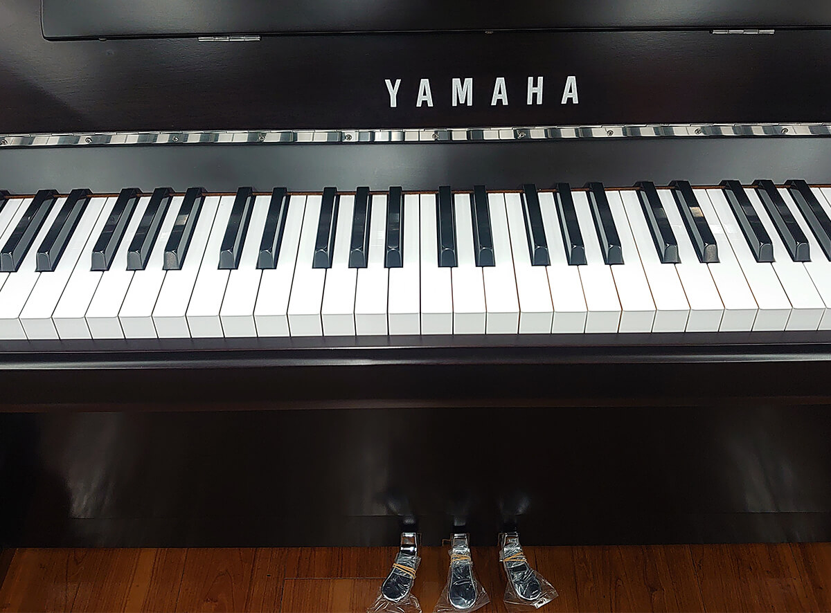 ヤマハ アップライトピアノ b113MW #J30255068 【中古品】｜ピアノ