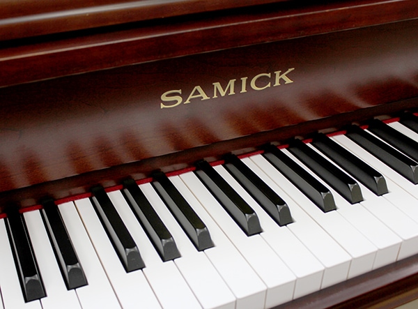 サミック アップライトピアノ JS143F #IJOJU1027 【訳あり特価