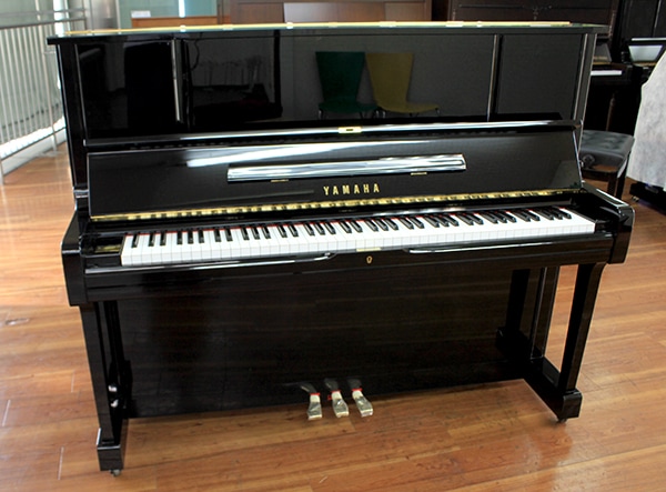 ヤマハ　YAMAHA　アップライトピアノ　UX-1　消音機能付き 株式会社ピアノプラザ | YAMAHA UX1