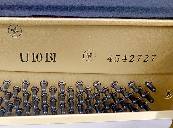 【中古品】 ヤマハ アップライトピアノ U10Bl #4542727