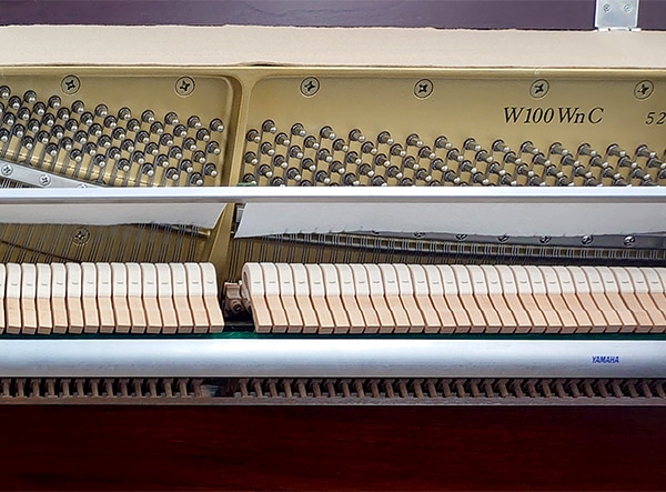 【中古品】 ヤマハ アップライトピアノ W100WnC #5207460 【木目ピアノ】