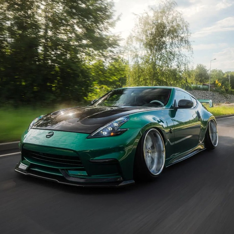 Z34 フェアレディＺ<BR>圧巻のハイスペックを実現<br>LEDヘッドライト<br>ブラック