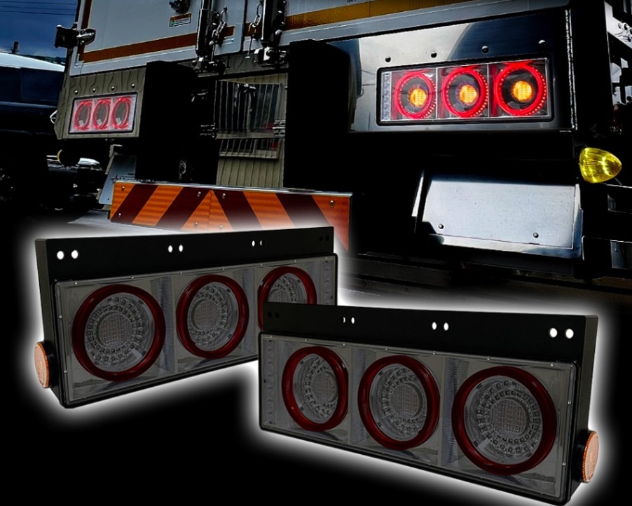 【保安基準適合・車検対応Eマーク取得済み】24V大型・中型トラック 汎用 FスタイルファイバーLEDテールランプ 丸型3連・流れるシーケンシャルウインカー仕様 スモークタイプ 左右1台分セット