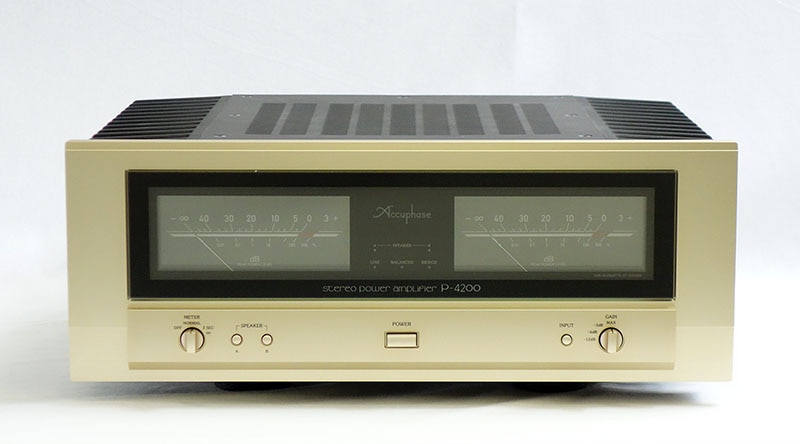 P-4200 / Accuphase 