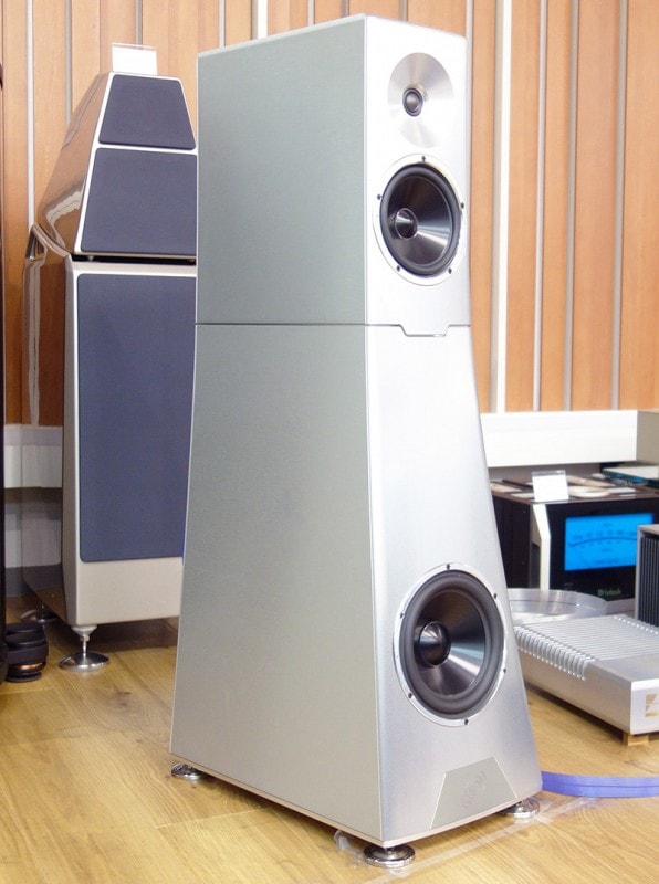 VANTAGE / YG Acoustics 