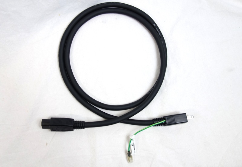 TAD社 TAD-PC0120電源ケーブル 1.8 m 使用感なしの中古美品 TAD社 TAD-PC0120電源ケーブル 1.8 m 使用感なしの美品 【公式通販】