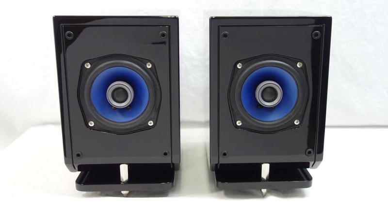 SM10Z / Fundamenta �����