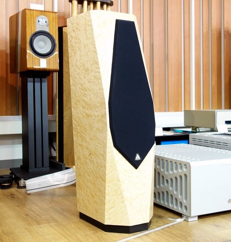 PRECICION MONITOR1.2 / AVALON