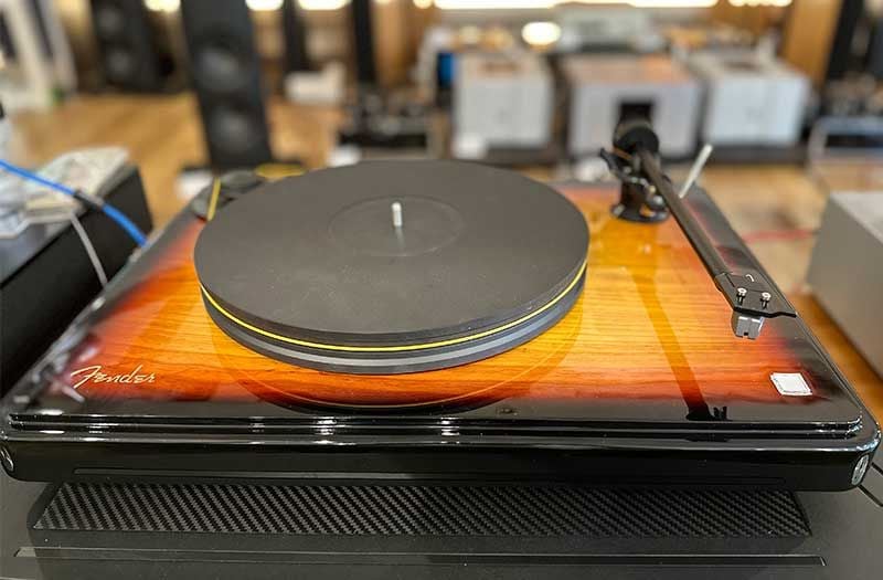Fender PrecisionDeck / MoFi Electronics