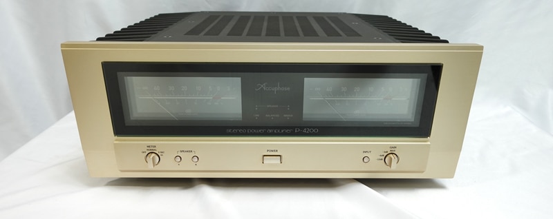 P-4200 / Accuphase 