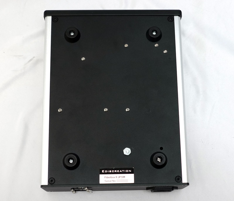 【美品】EDISCREATION FiberBOX2 JPSM Ediscreation/光絶縁ツール/FIBER BOX2 JPSMのご紹介です。