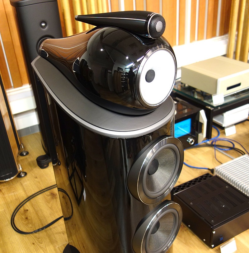 802D4 / B&W｜U-AUDIO