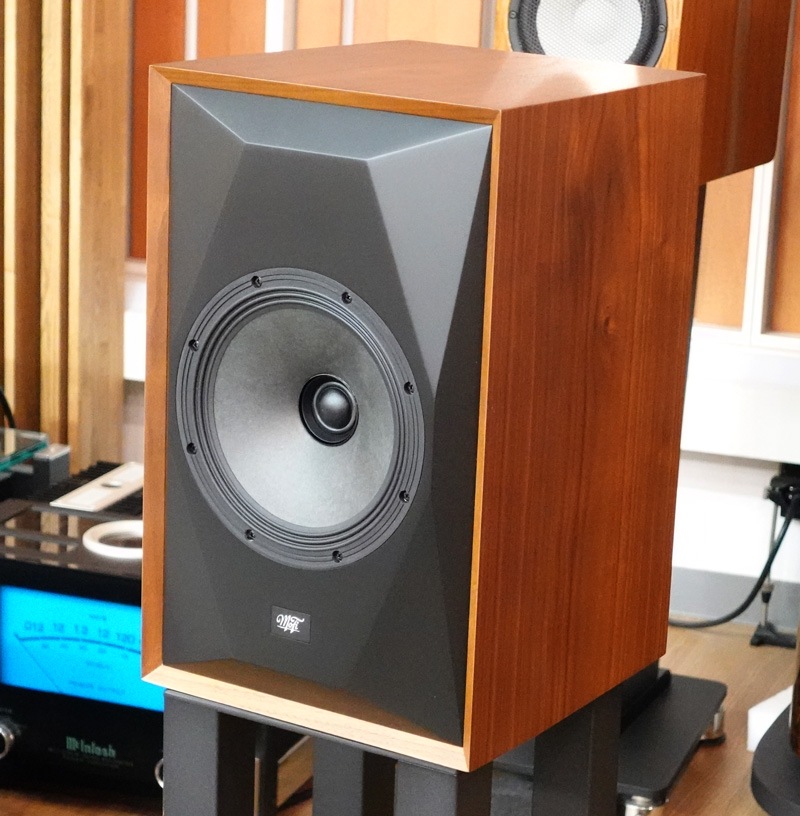 SourcePoint 8 / MoFi Electronics｜U-AUDIO