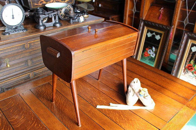 イギリスアンティーク家具