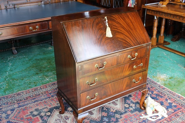 �����ꥹ����ƥ������ȶ� ����ƥ������ӥ塼���� �饤�ƥ��󥰥ӥ塼���� �饤�ƥ��󥰥ǥ��� �ӥ塼��������������ǯ�����ѹ���N166