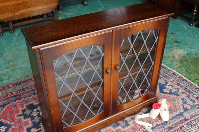 イギリス アンティーク　家具 ブックケース キャビネット 1930年頃 487A イギリス アンティーク 家具 ブックケース キャビネット 1930年頃 487A