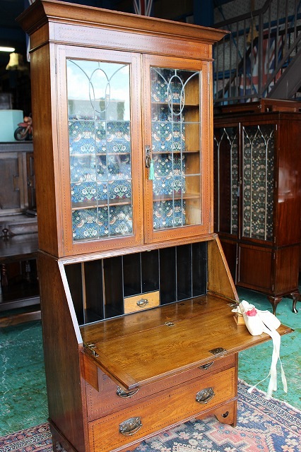 ☆在庫一掃セール☆ イギリス アンティーク家具 ビューローブック