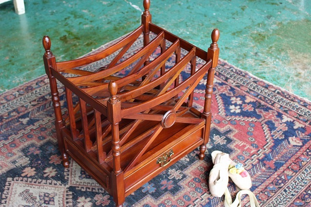 イギリス アンティーク 家具 マガジンラック カンタベリー 収納 6654c