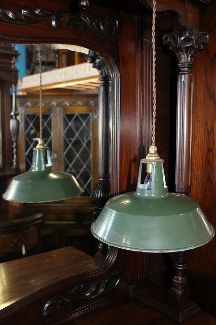 ☆在庫一掃セール☆ イギリス アンティーク照明 REVO社製 ホーロー