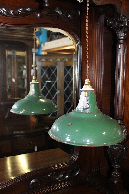 ☆在庫一掃セール☆ イギリス アンティーク照明 REVO社製 ホーロー