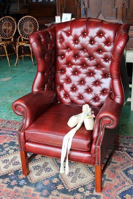 古家具　チェスターフィールド　ソファ　クラシック家具　英国レトロ 古家具 チェスターフィールド ソファ クラシック家具 英国レトロ