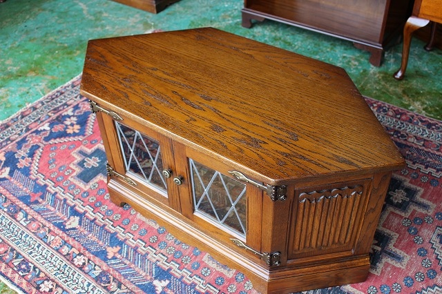 イギリスアンティーク家具 オールドチャーム社製/TVボード テレビ