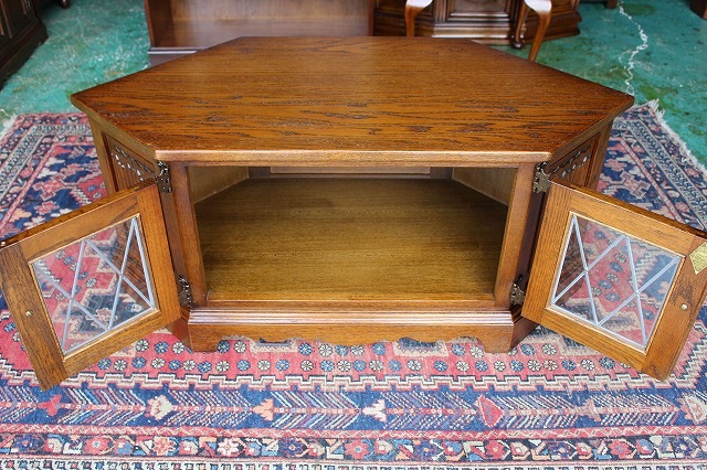 イギリスアンティーク家具 オールドチャーム社製/TVボード テレビ