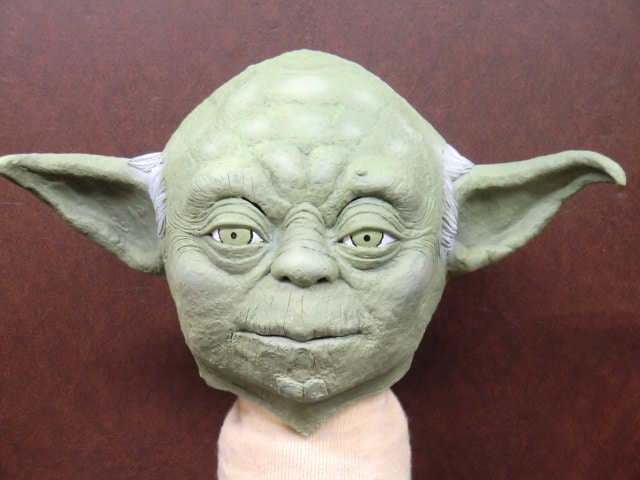 ヨーダマスク・スターウォーズ、ヨーダの被り物になります。