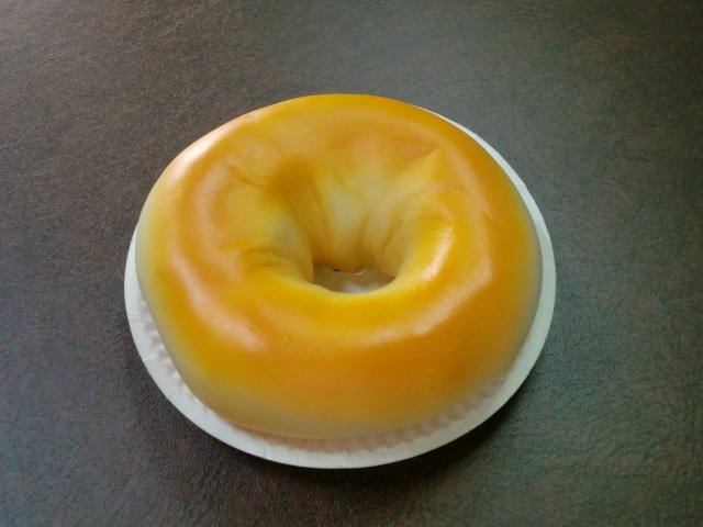 イタズラグッズ・ゴキブリドーナッツ