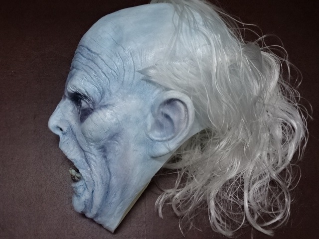 ホラーマスク・ゴースト、白髪頭の幽霊の被り物。ハロウィン 肝試し仮装用ゴーストマスク。