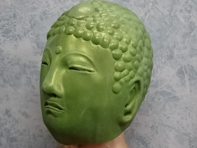 大仏マスク・大仏くんで有名になったかぶりもの、アイコ社