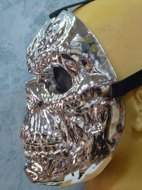 メタリックマスク・ガイコツ