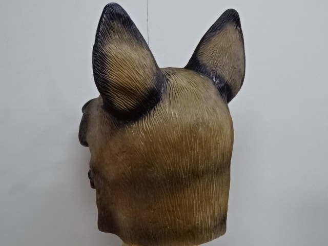 犬の被り物・シェパードマスク。人間用のリアルなかぶりものです