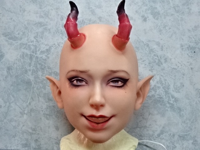 シリコンフィメールマスク・小悪魔ミム(角付き) フェイクアイ仕様、ROANYER