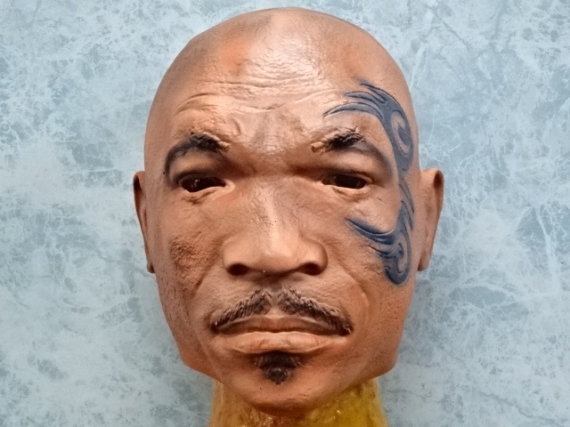 最強!チャンプマスク、タイソンさんものまね被り物です。
