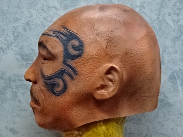 最強!チャンプマスク、タイソンさんものまね被り物です。