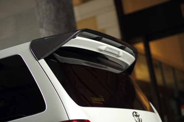 Marquis�� 20������ե������ѡ��ꥢ�롼�ե��ݥ��顼